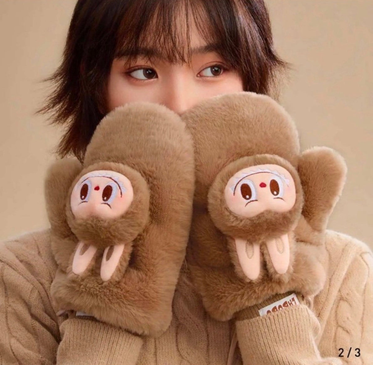 LABUBU Warm Fluffy Plush Mittens POP LAND - Beijing Exclusive NEW 🤎